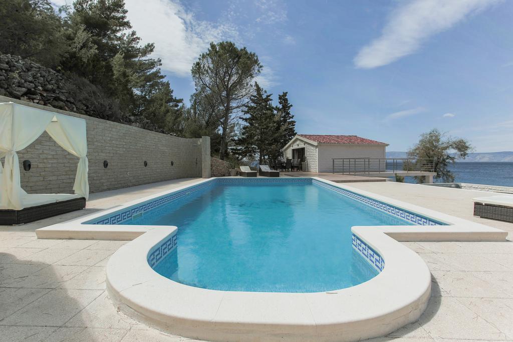 Villa Mendes Zastražišće Extérieur photo
