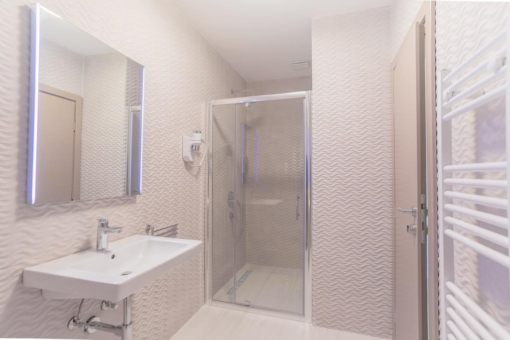 Villa Mendes Zastražišće Extérieur photo